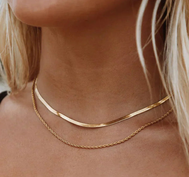 Robe Gold Necklace