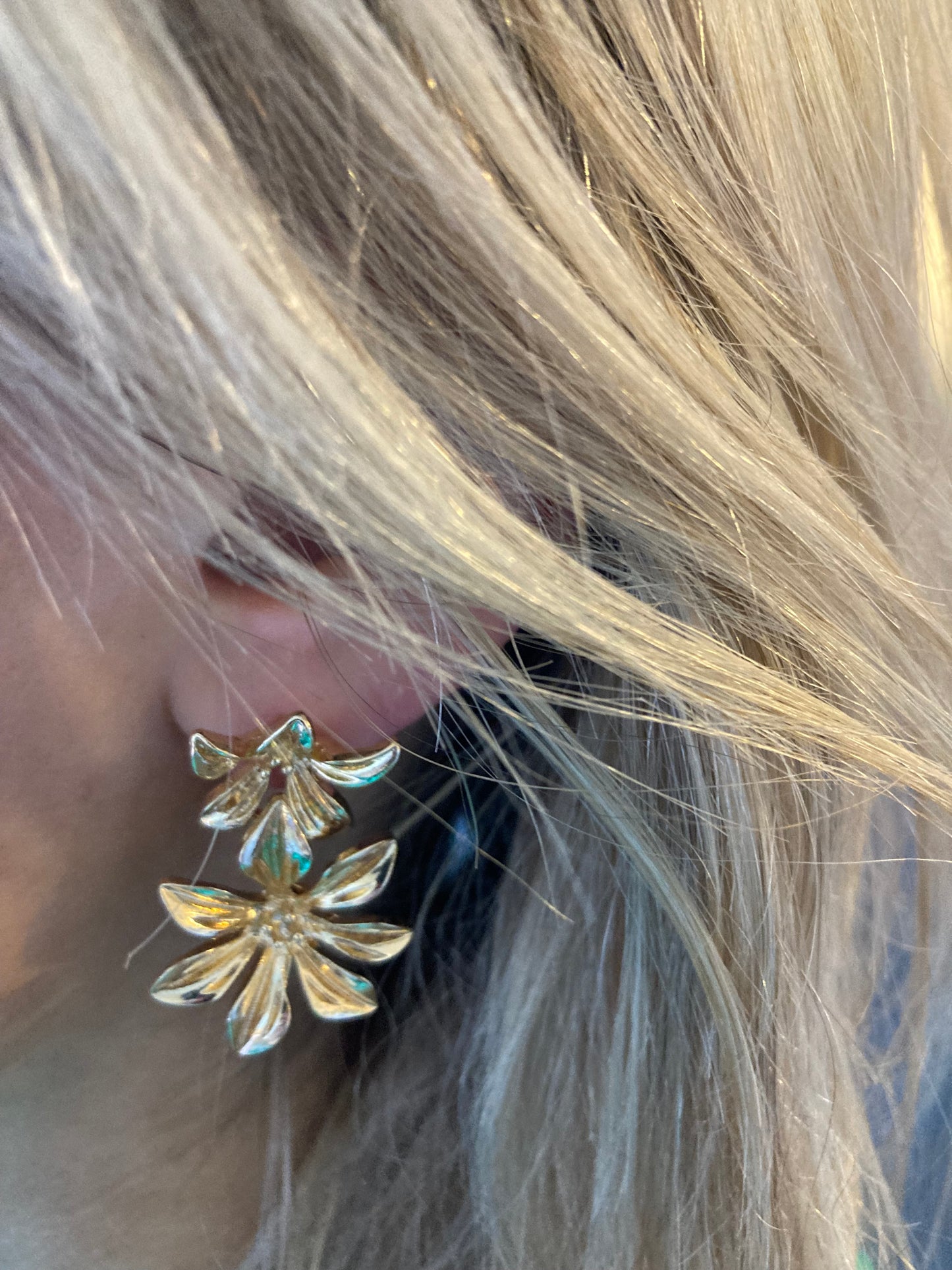 Gold Flower Earrings
