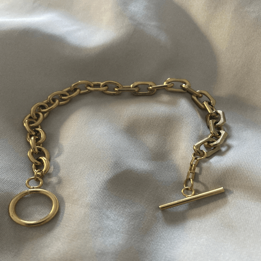 Dainty Gold T Bar Bracelet - Kissed Jewellery